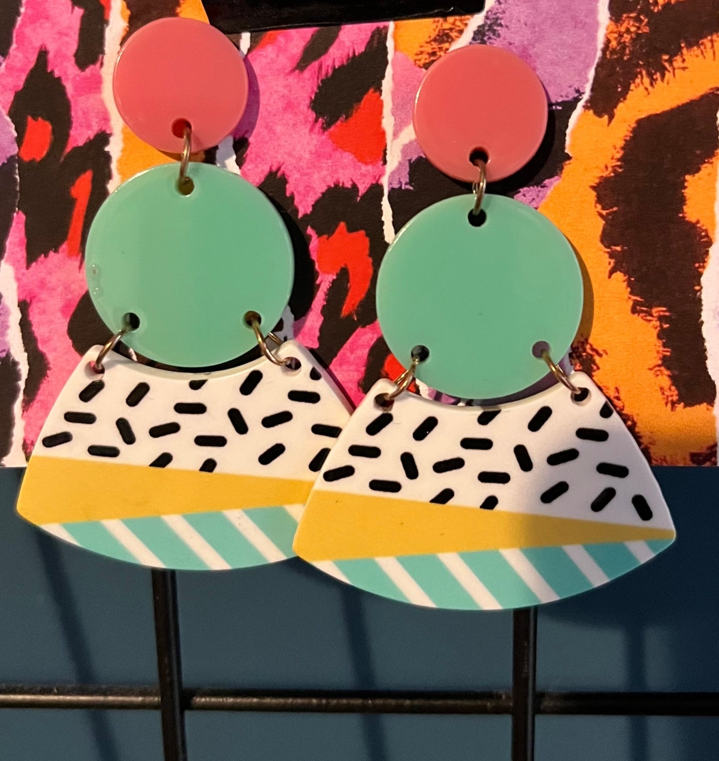 3 tier Mint/Pink and black speckle