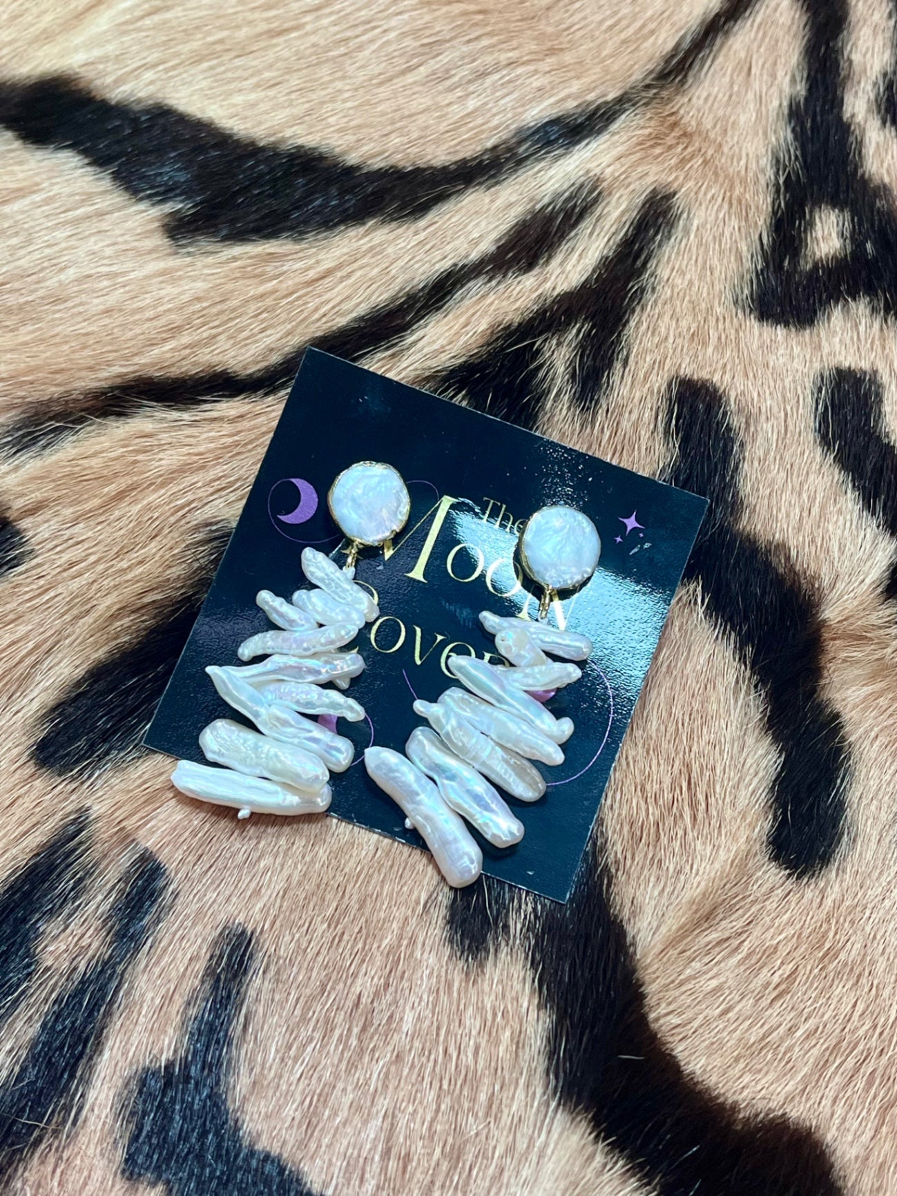 Biwa Pearl Earrings Purity & Faith
