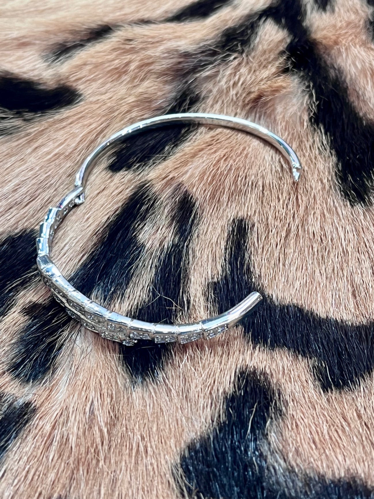 Snake Silver crystal bangle