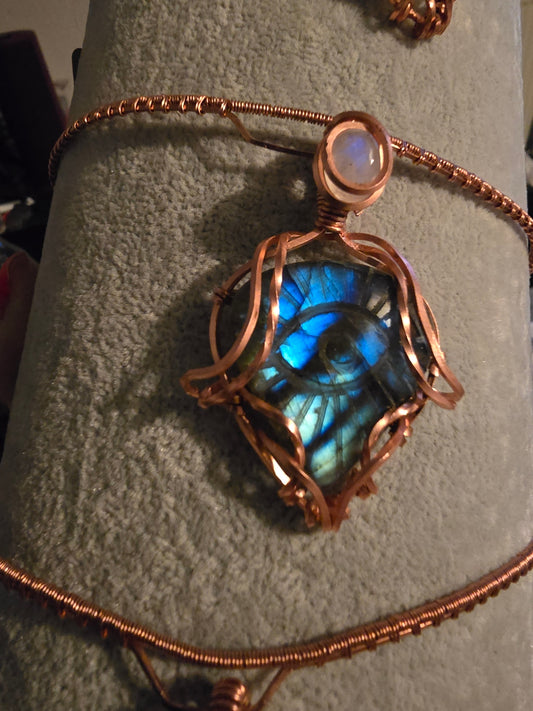 Labradorite and moonstone all seeing eye choker