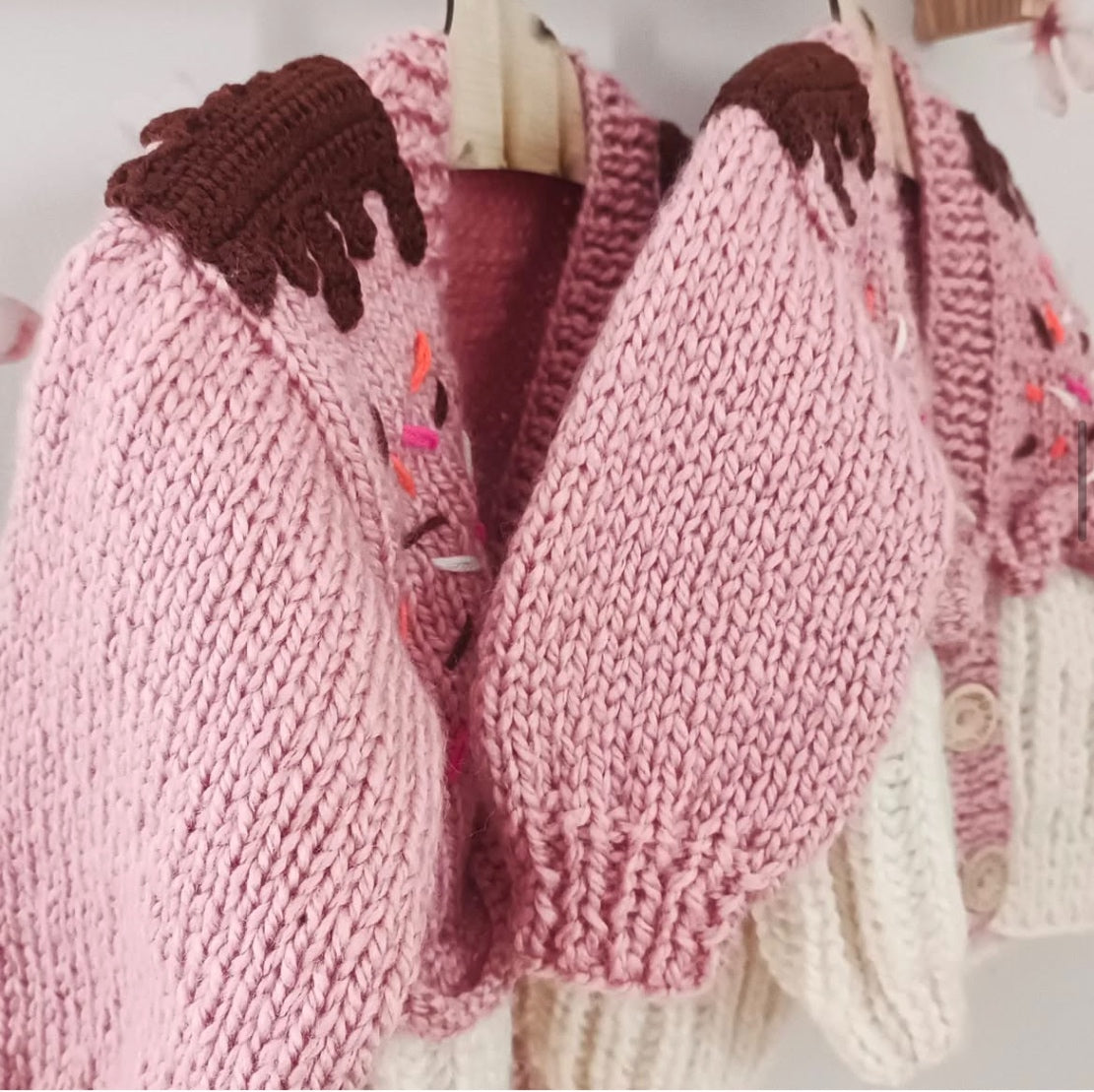 Cupcake Cardigan 0-6m