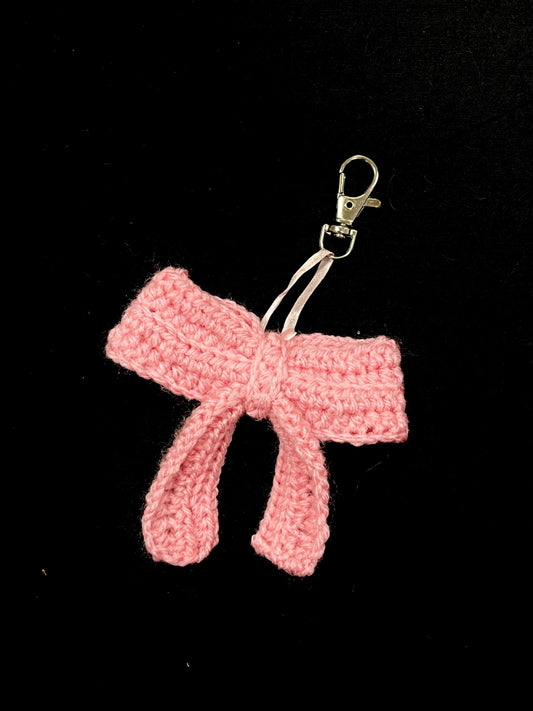 K4TURE baby pink crochet bow keyring