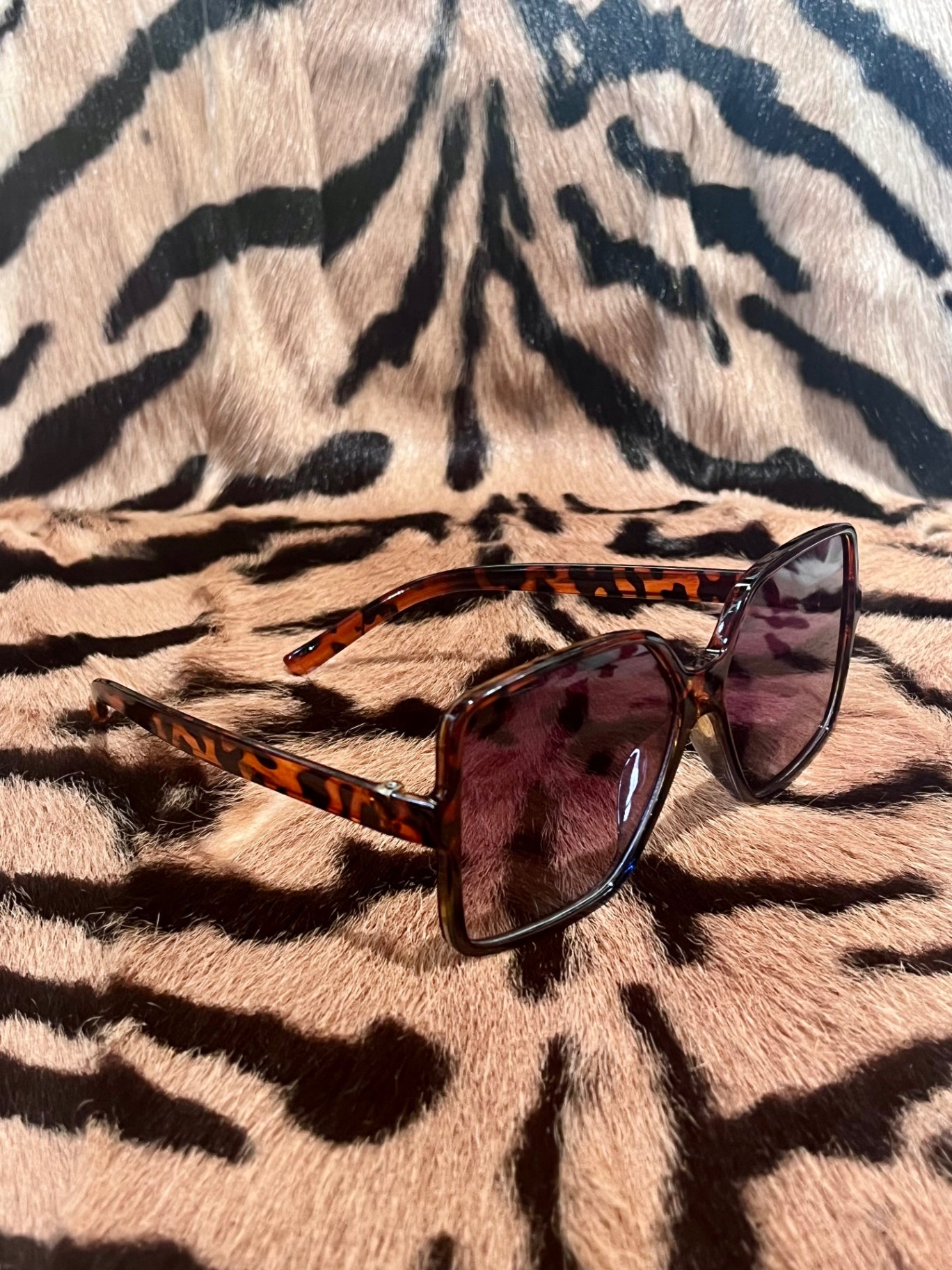 60s Sunnies 2 Tone Leopard Black