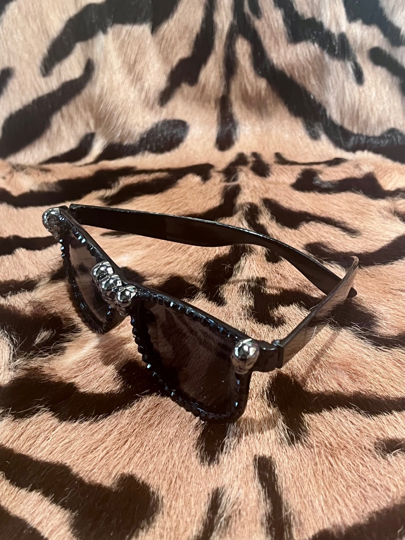 Sunnies Ray Skull
