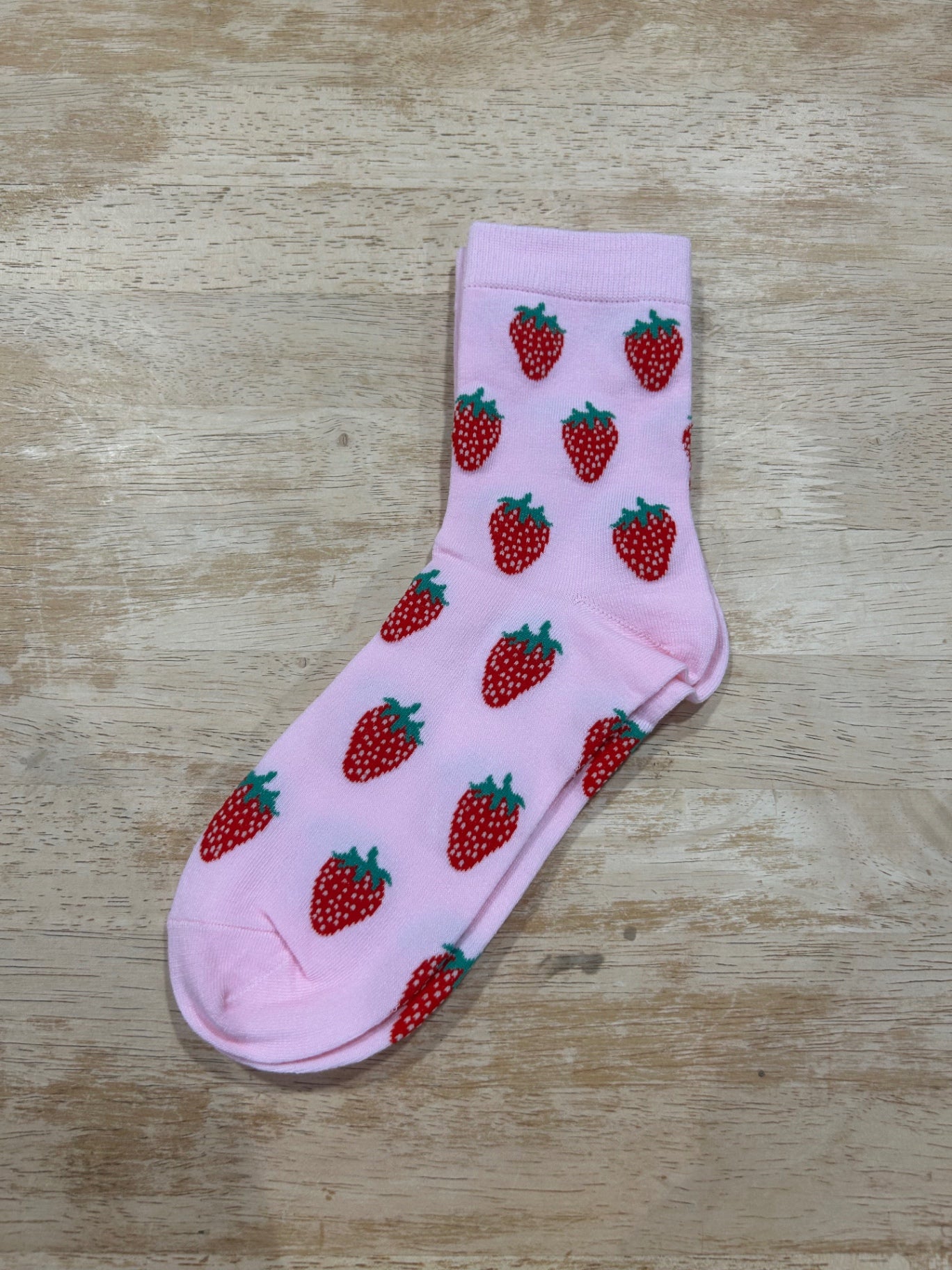 Strawberry Socks Pink