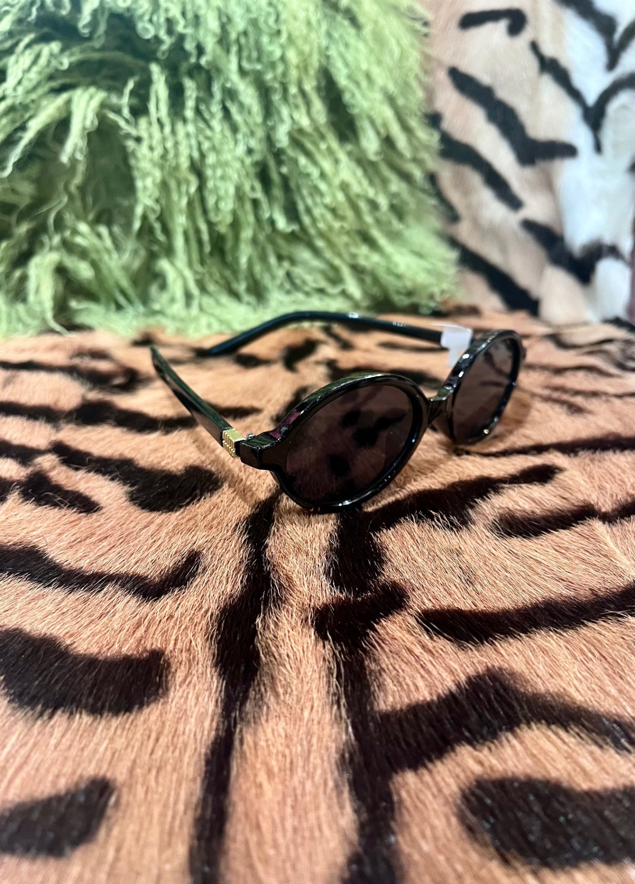 Preppy Black Sunnies