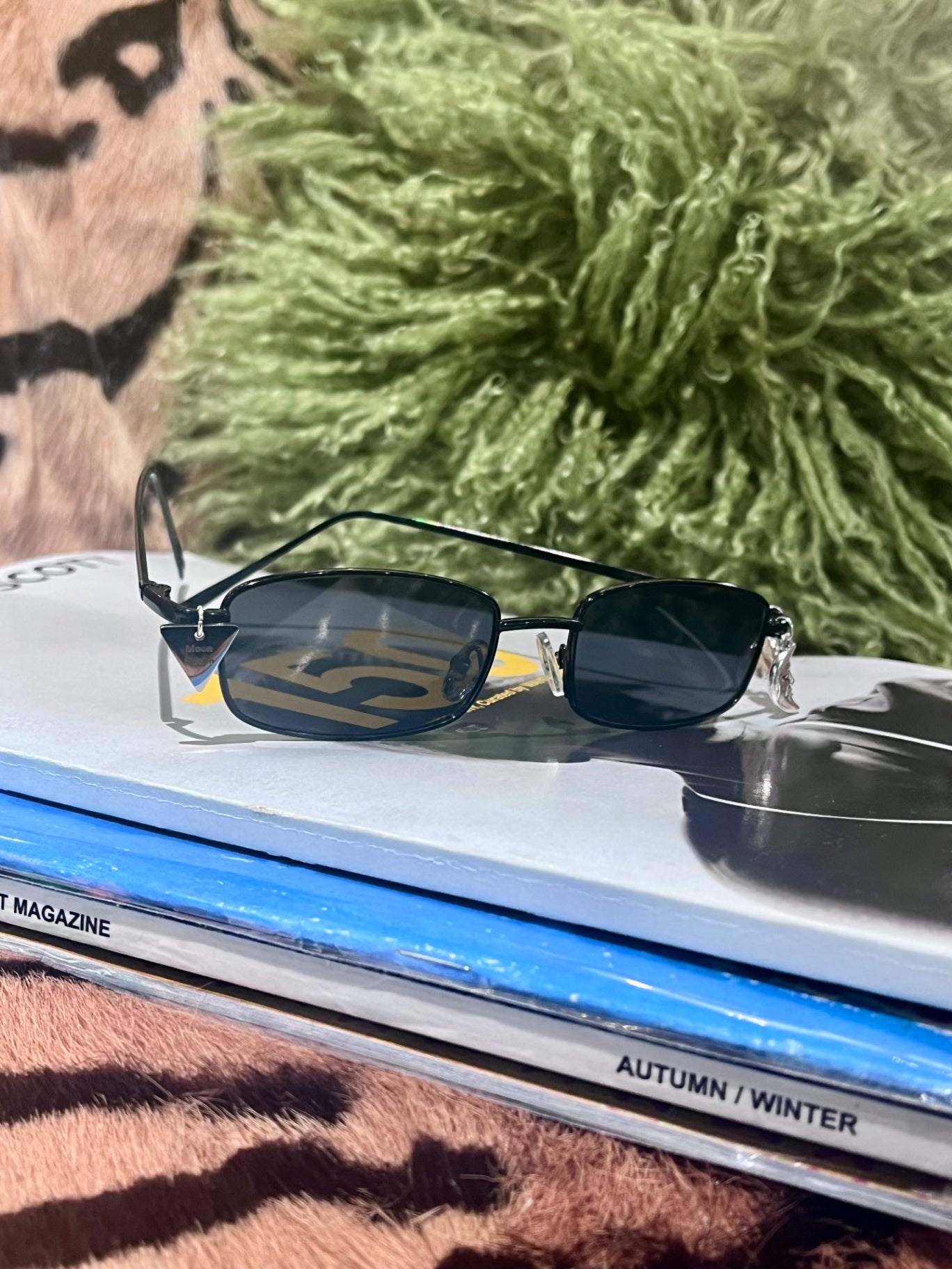 Buffy Moon Charm Black Sunnies