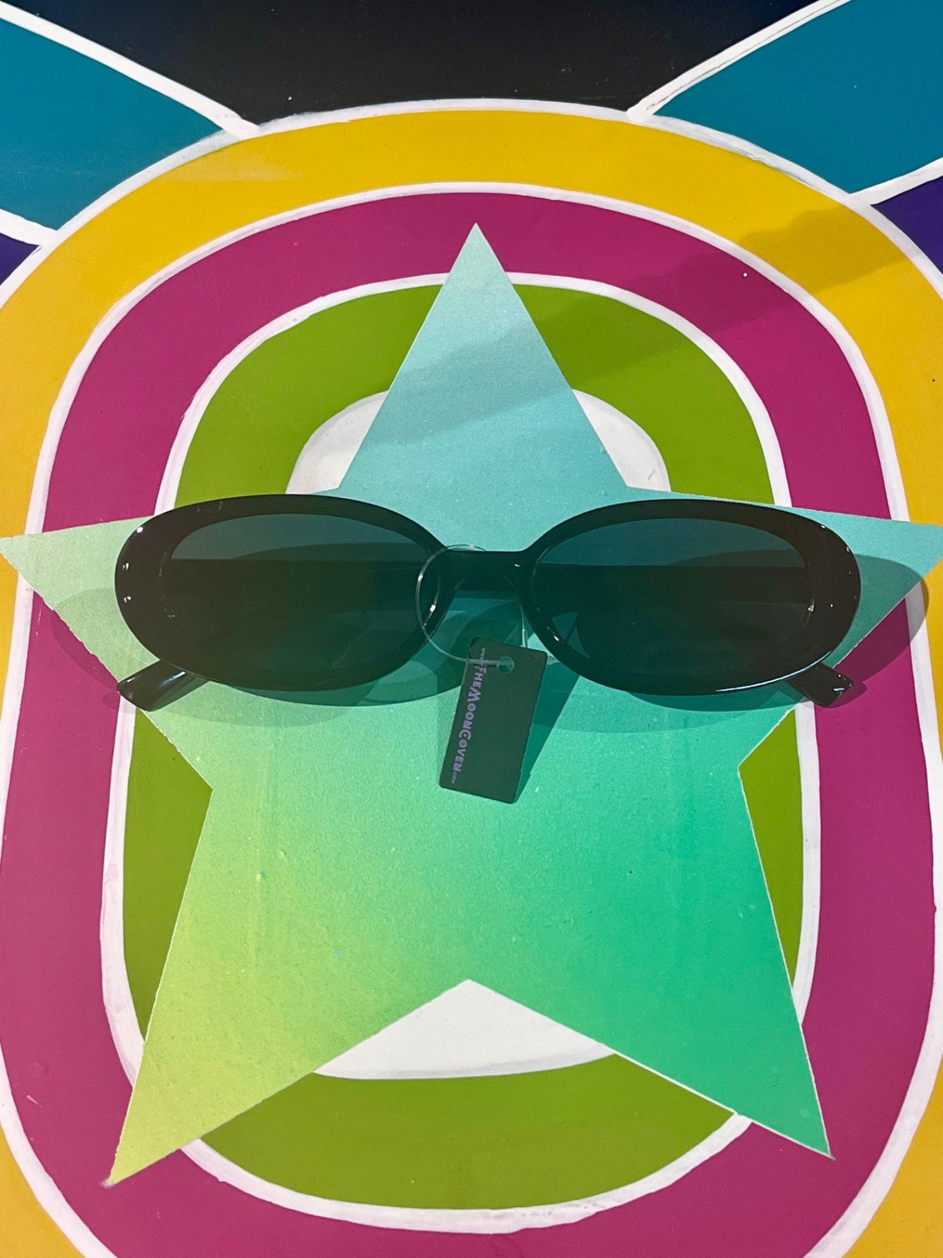 Oval City Black Sunnies