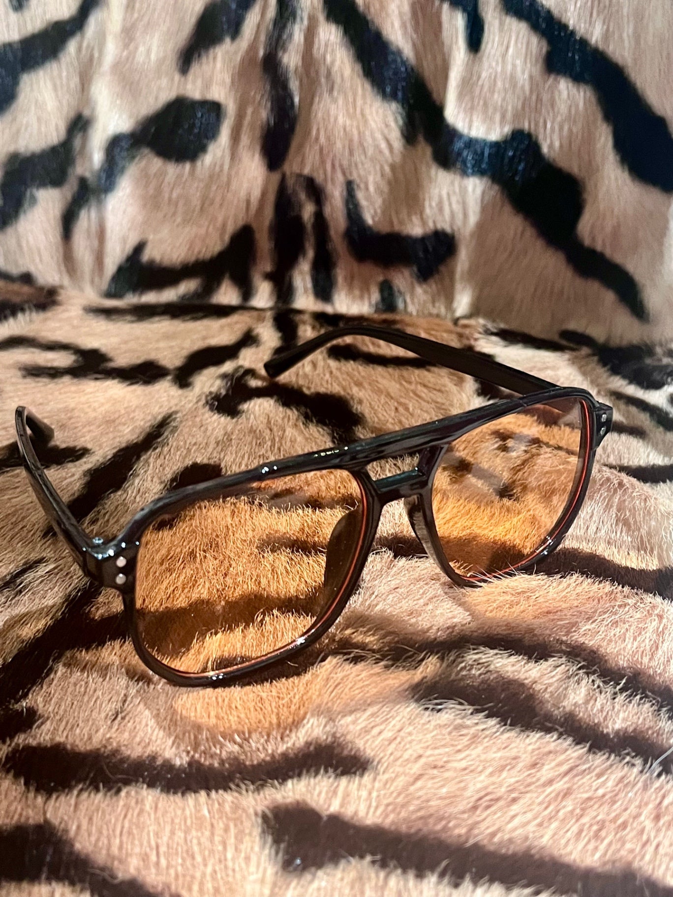 Porto Aviator Black Orange Sunnies