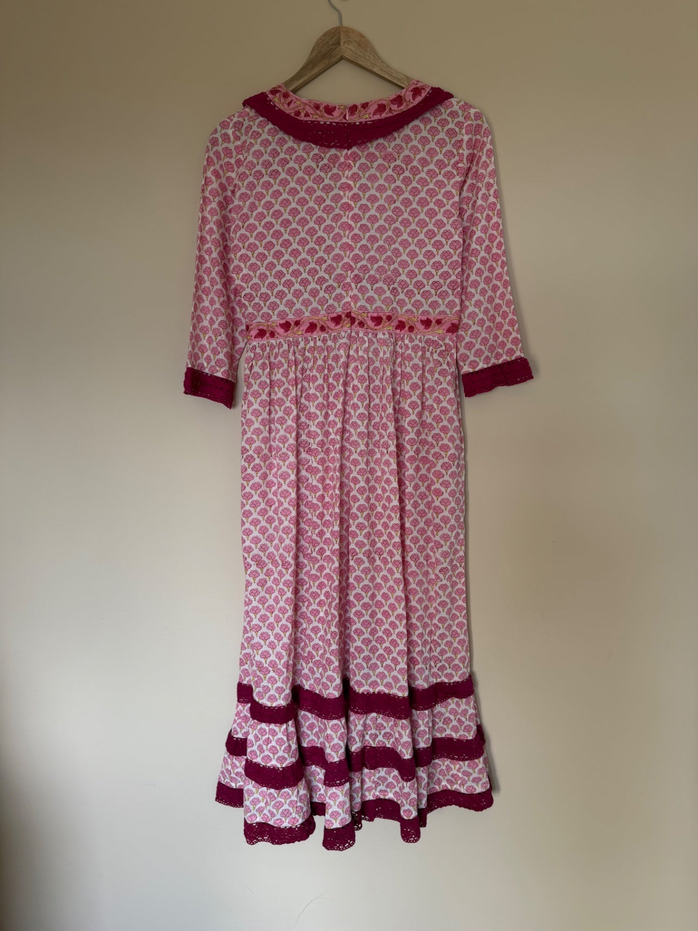 Hasthology V Neck Block Print Dress