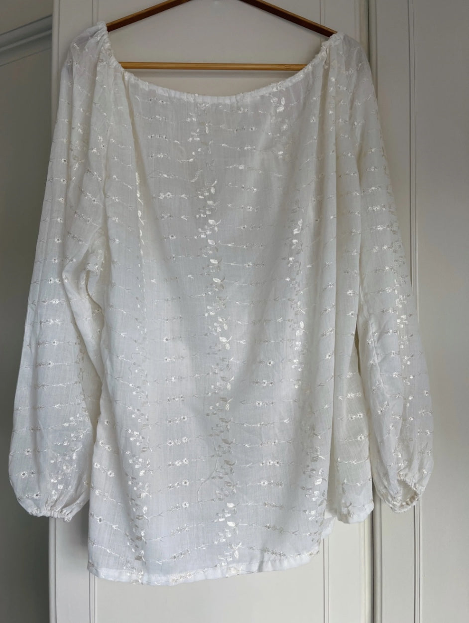 White Cotton Embroidered Top