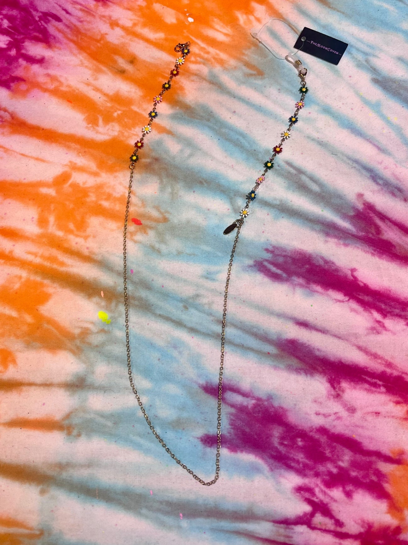 Gold Daisy Glasses Chain