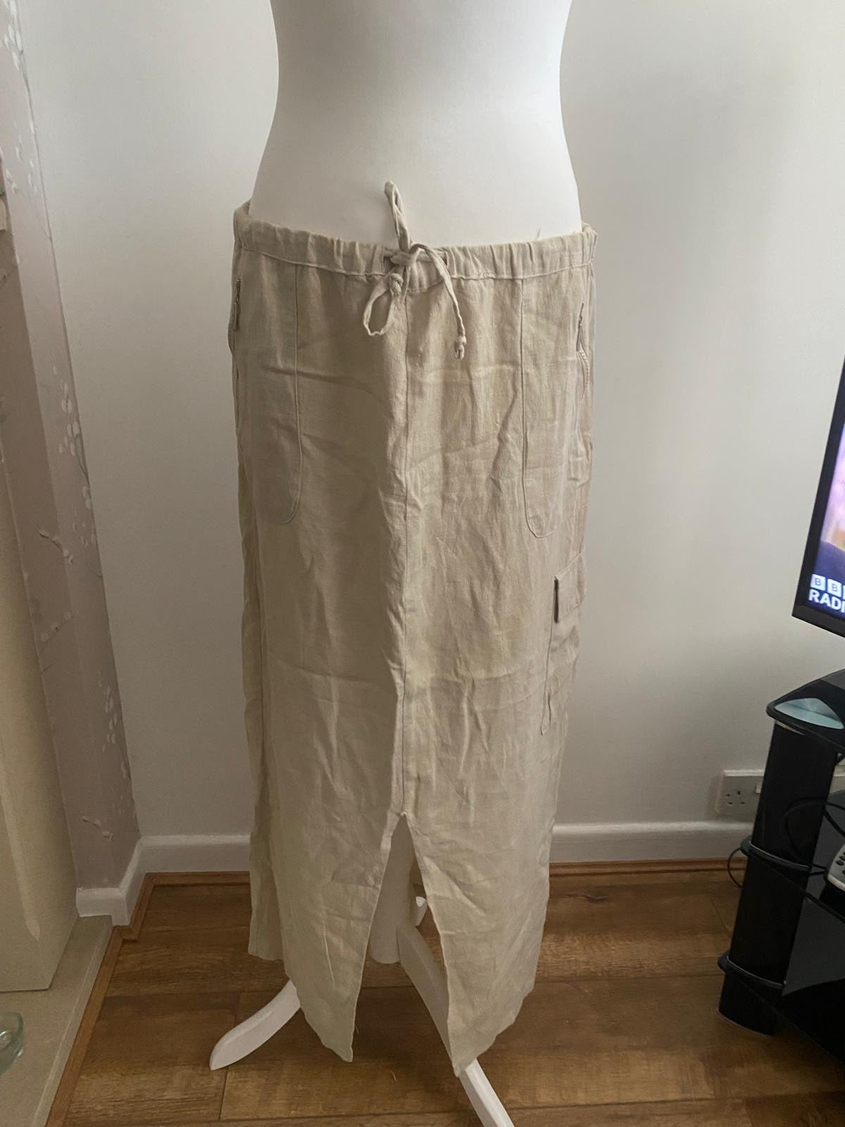 Beige cargo skirt