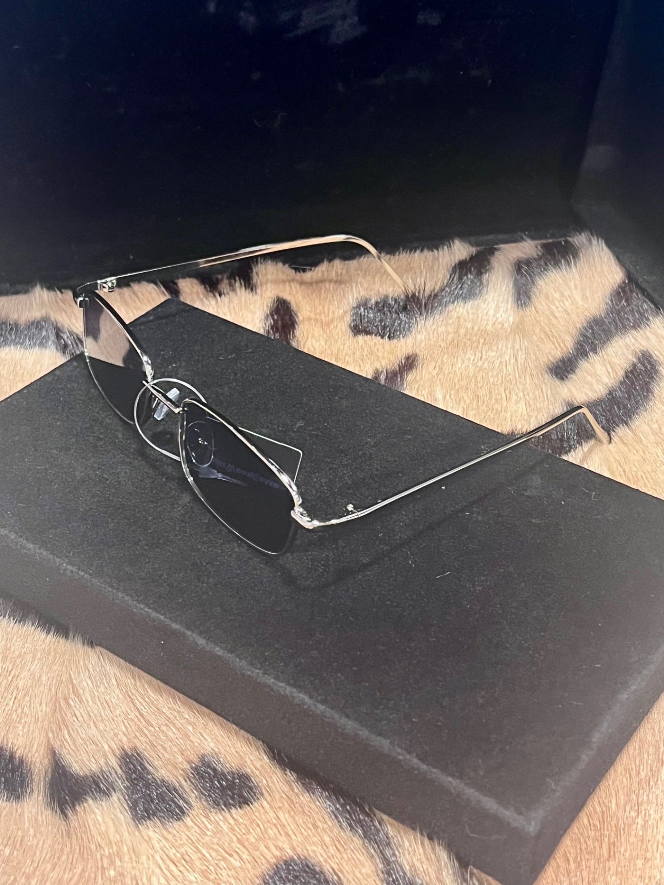 Buffy Metal Frame Sunnies Silver