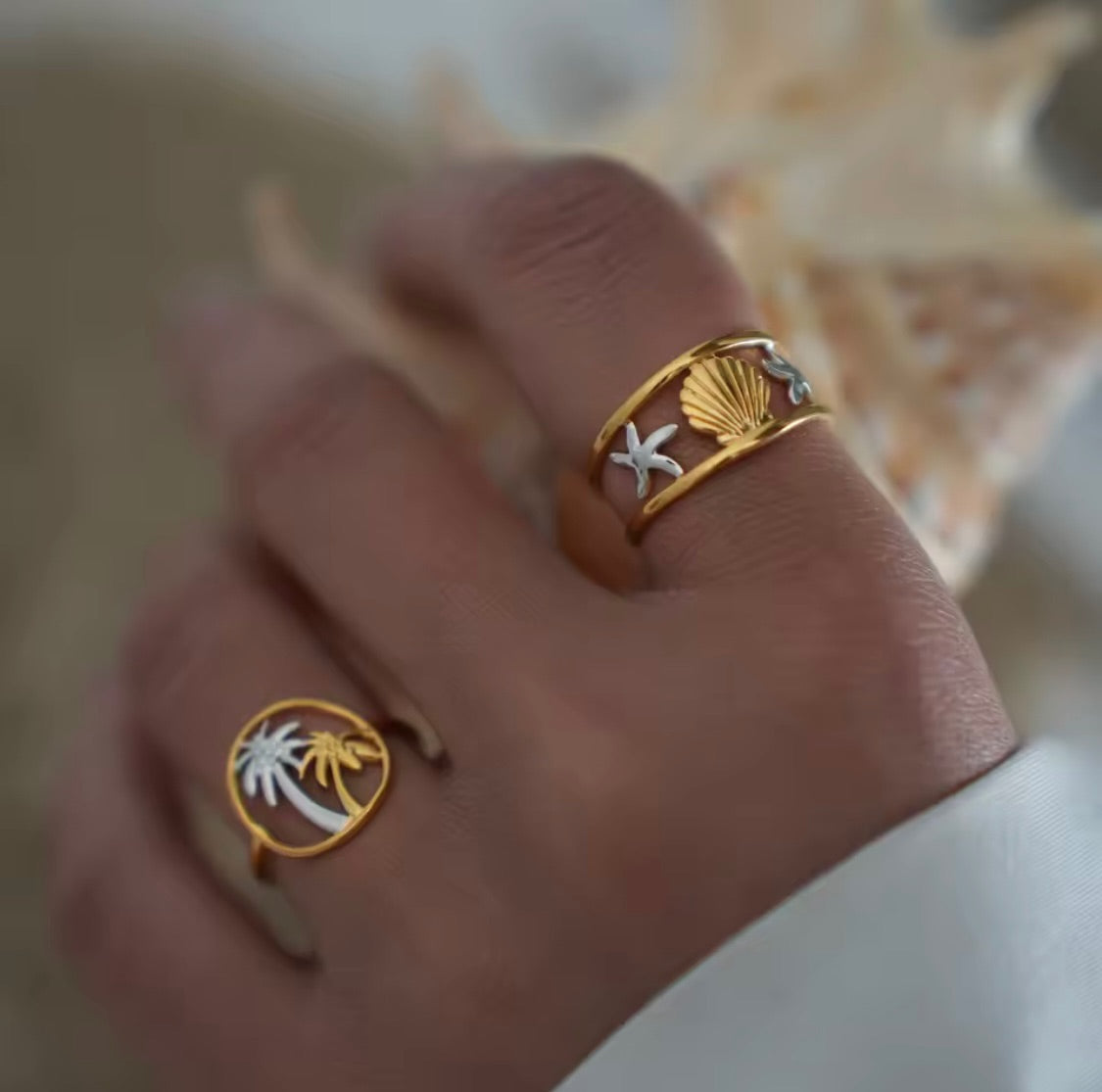 “Island Dreams” Palm Tree Ring Adjustable