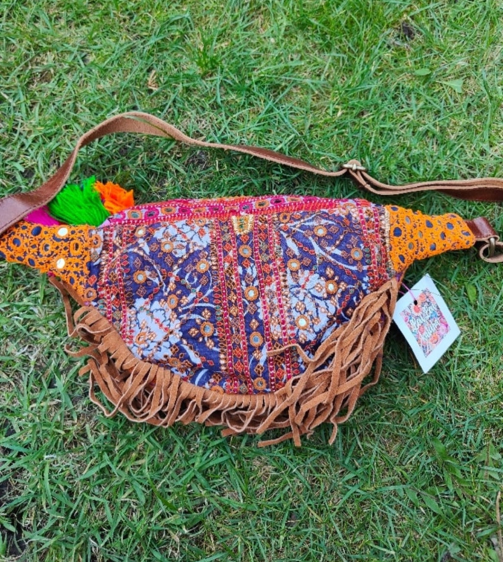 Ibizan bum bag with step into strap adjustable