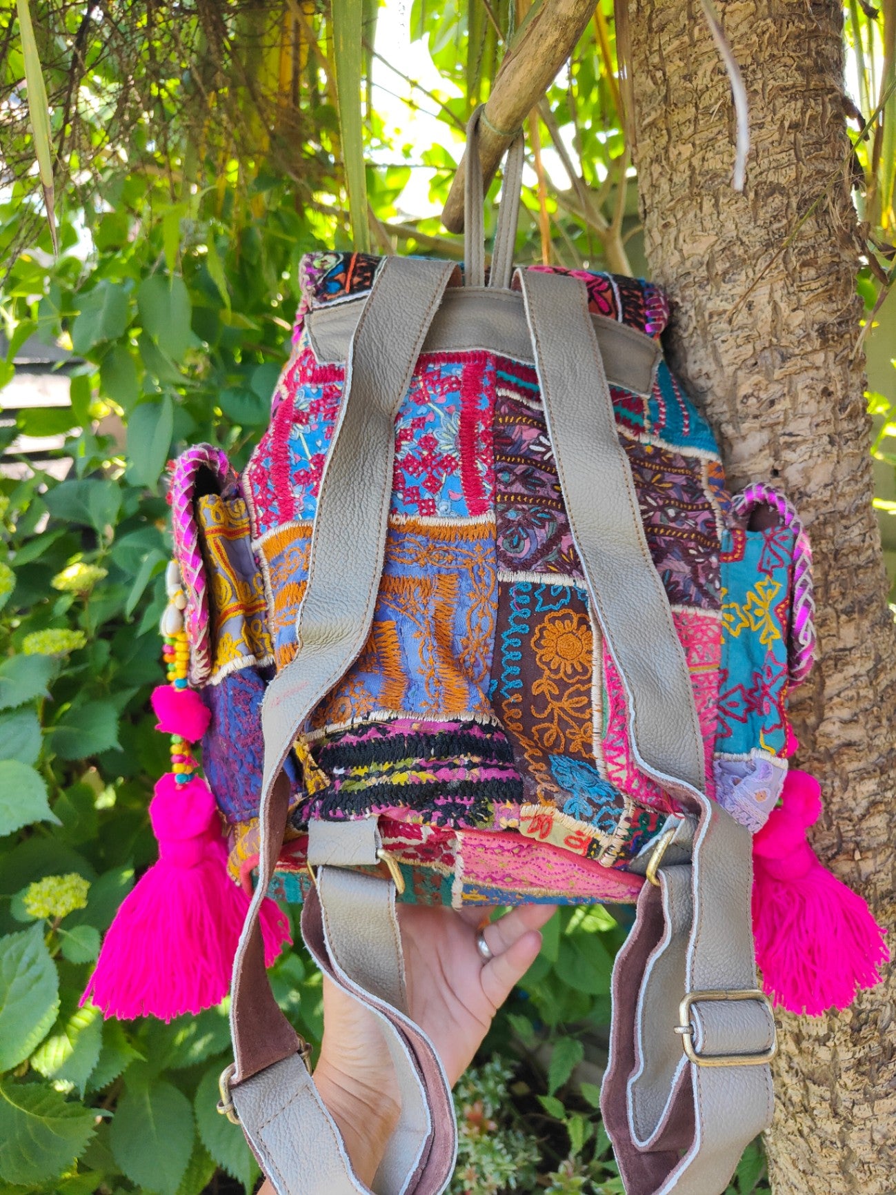 Skiathos back pack - light grey leather straps