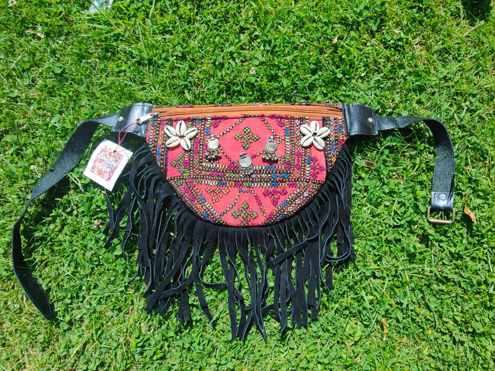 Fabric bum bag with fringes - maroon / black