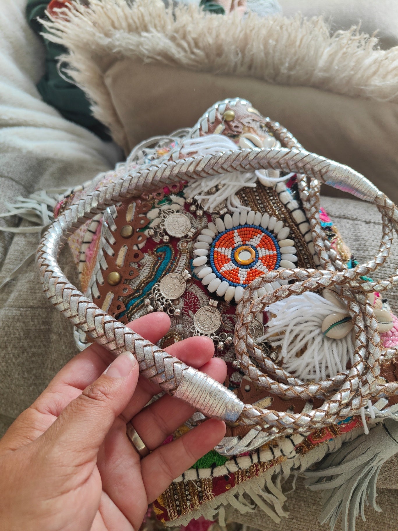 Chilean cross body bag - white