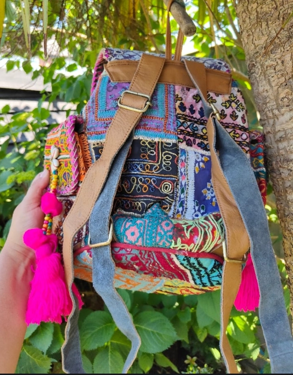 Skiathos back pack with leather straps