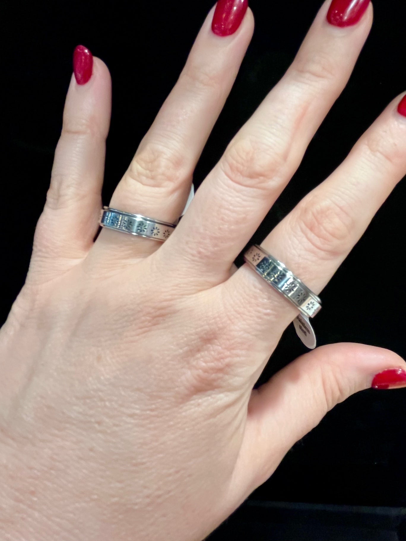 Daisy Spinner Ring Size 8