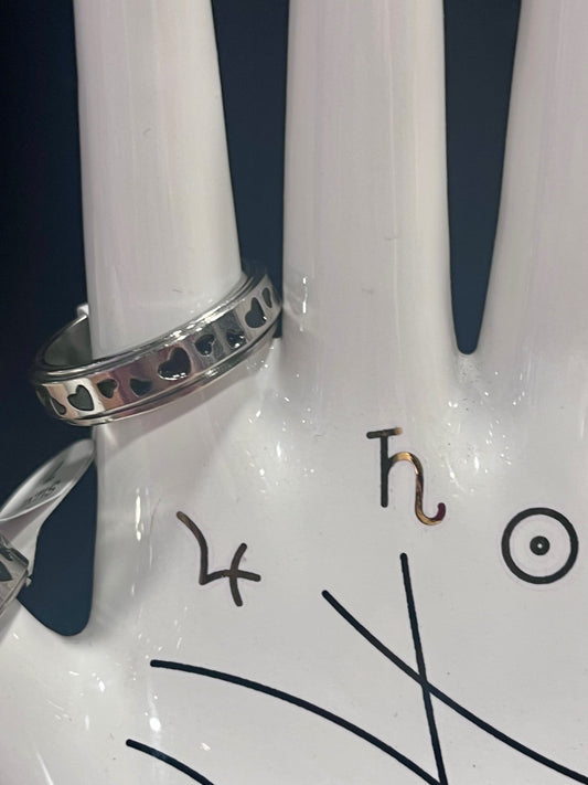 Heart Spinner Ring – Size7