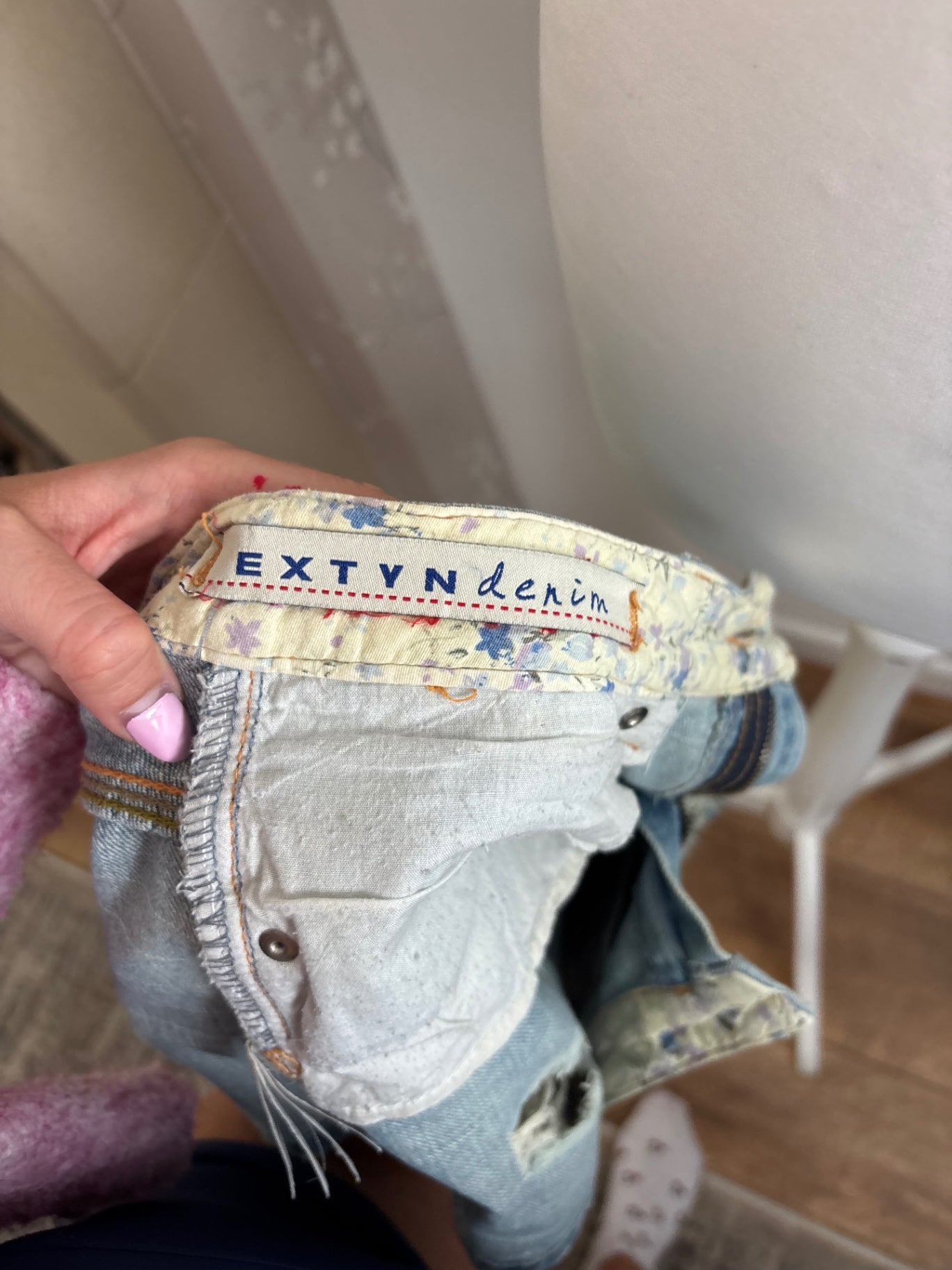 Denim mini skirt with sequins