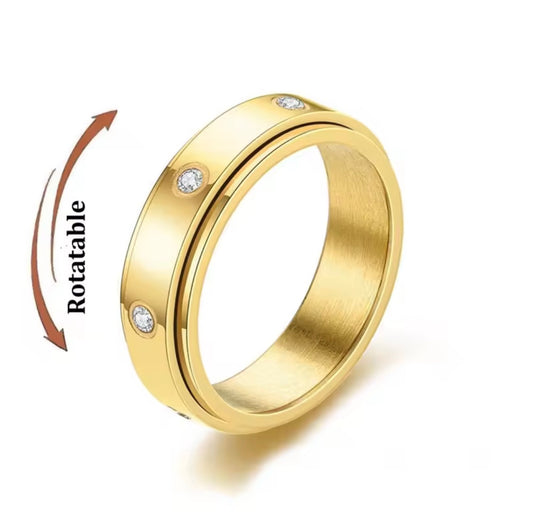 ✨ Golden Calm Spinner Ring Size 6 ✨