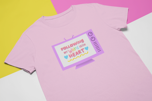 M Following my weird little heart T-shirt Pink