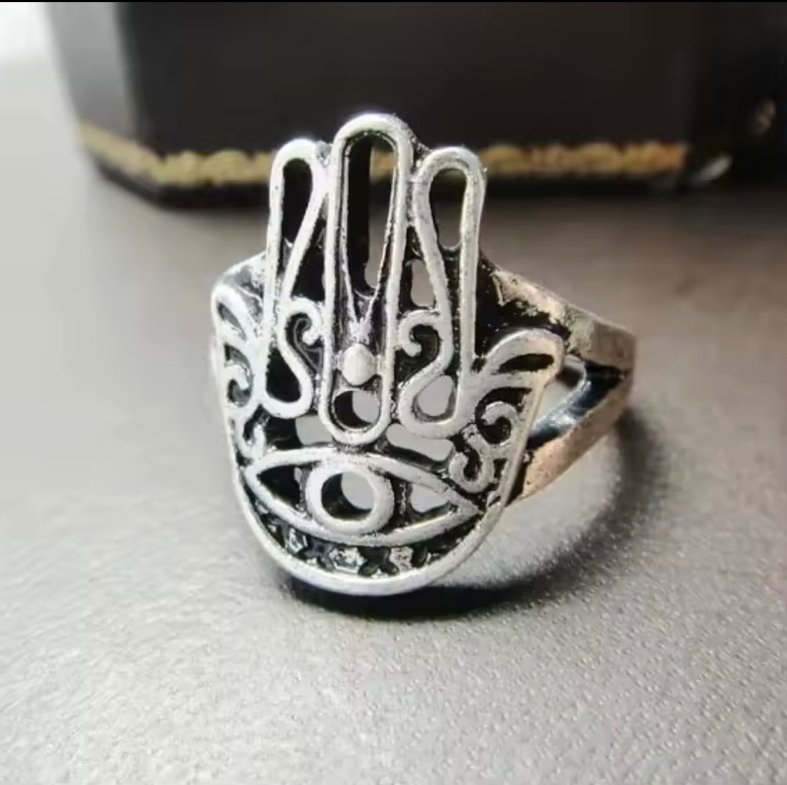 🪬 Hamsa Hand Evil Eye Ring – Silver Stainless Steel
