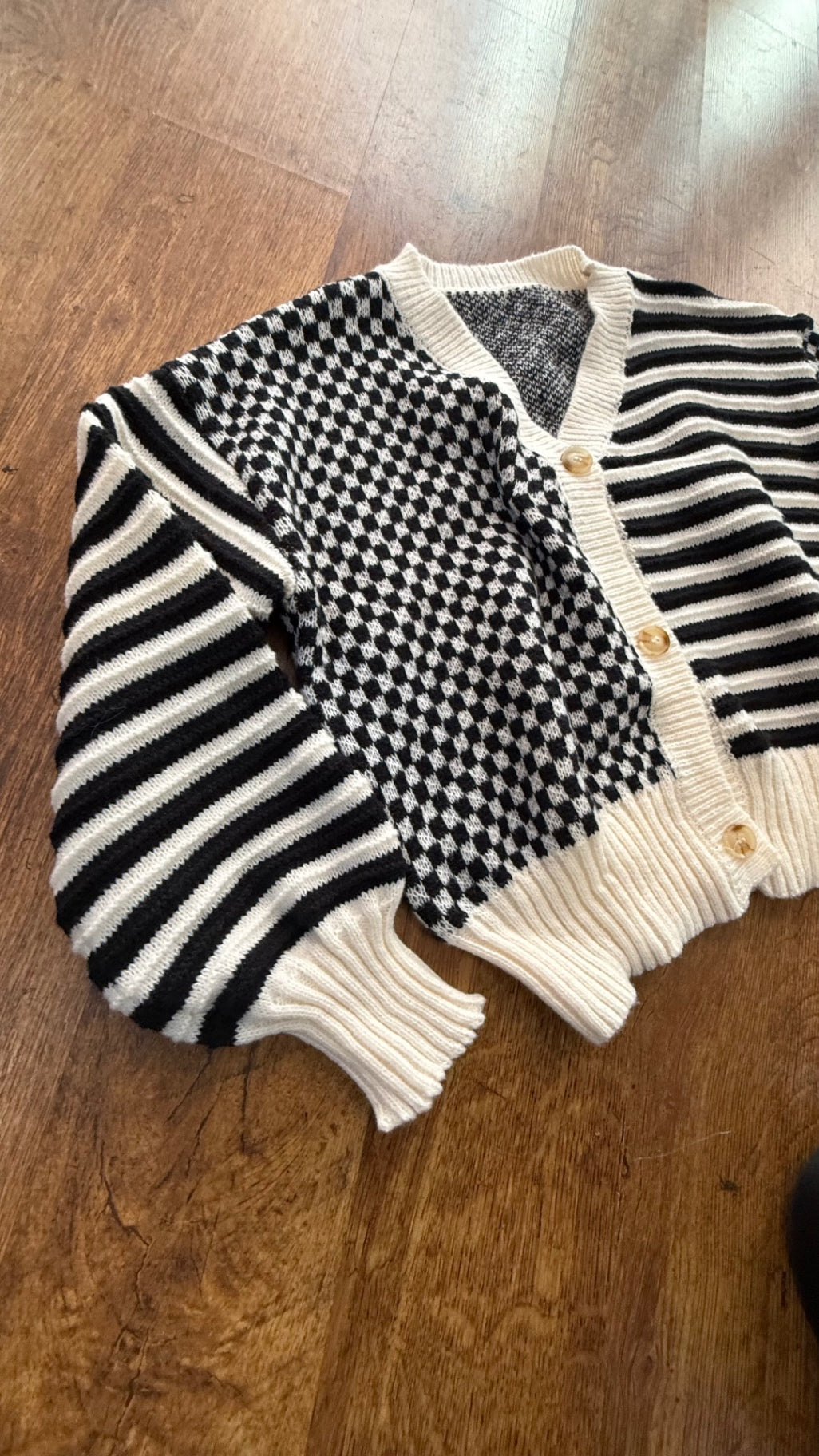 checkerboard pattern clash cardigan size M