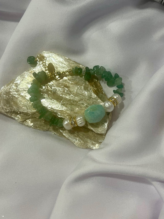 Green Aventurine & Biwa Pearl Bracelet –