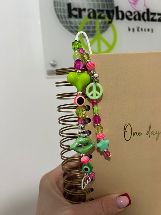 Timeless bookmark - pink/green