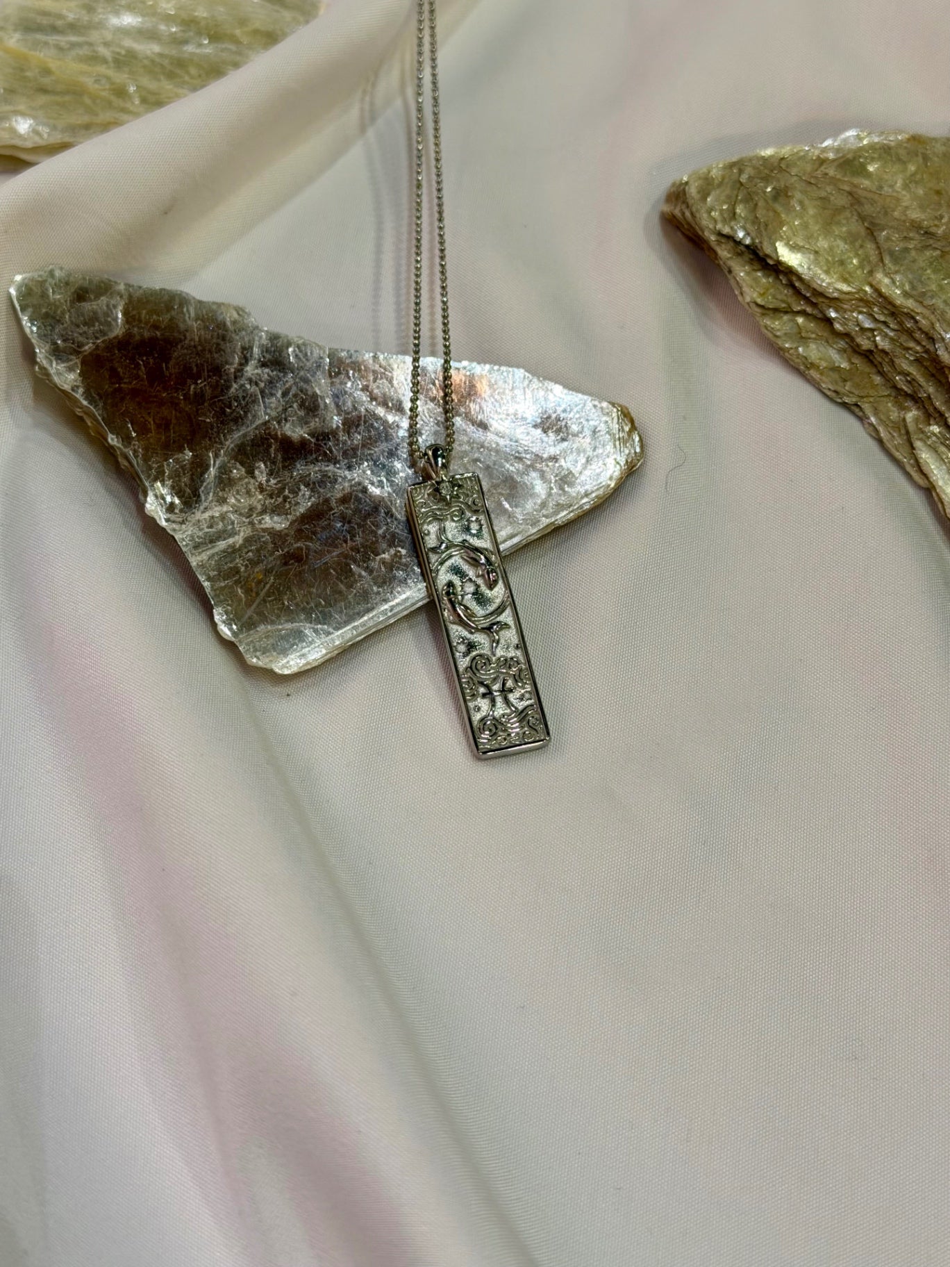 Pisces Zodiac Amulet Necklace Silver Waterproof Stainless Steel