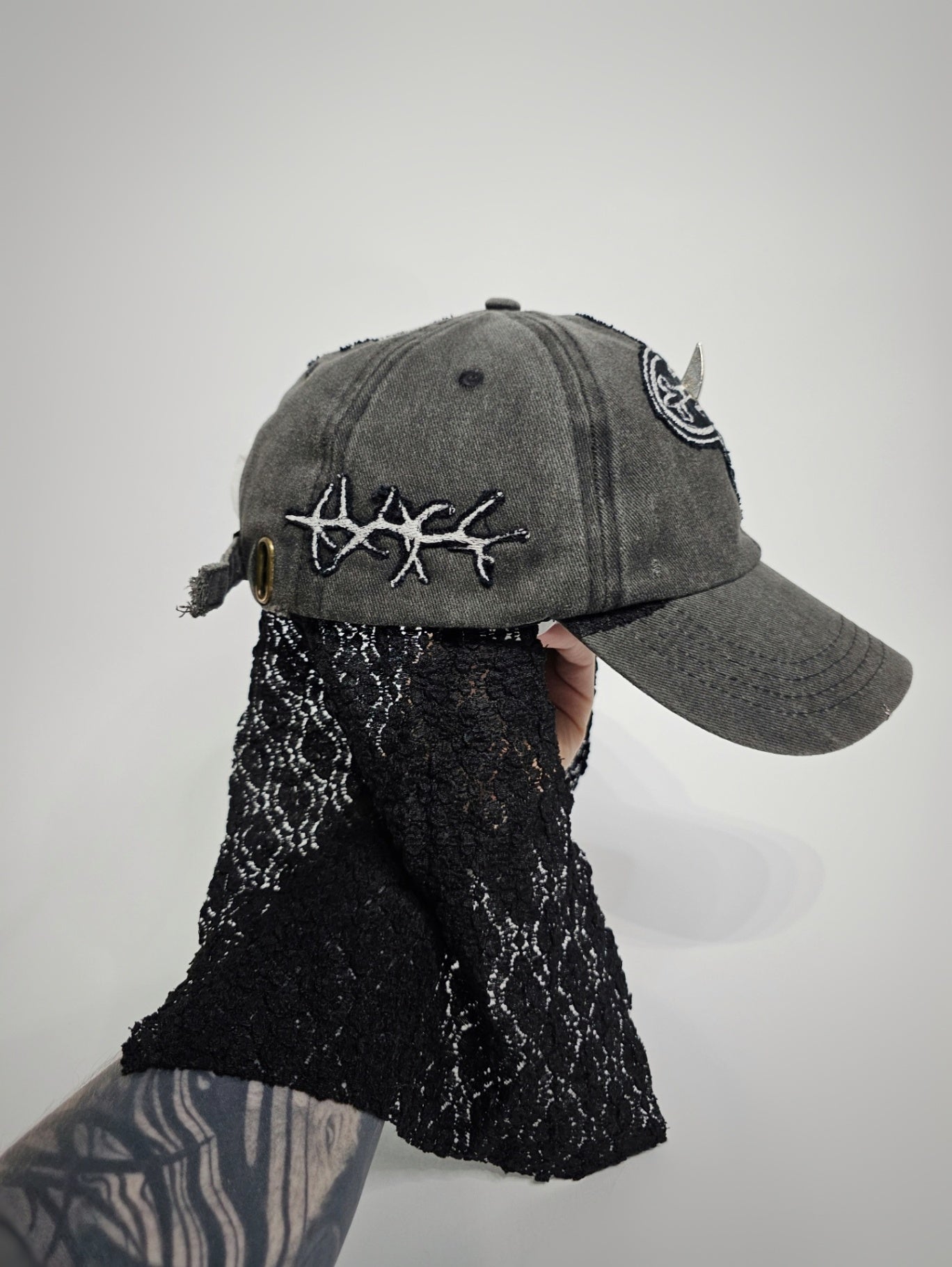 Cathedral Veil Cap