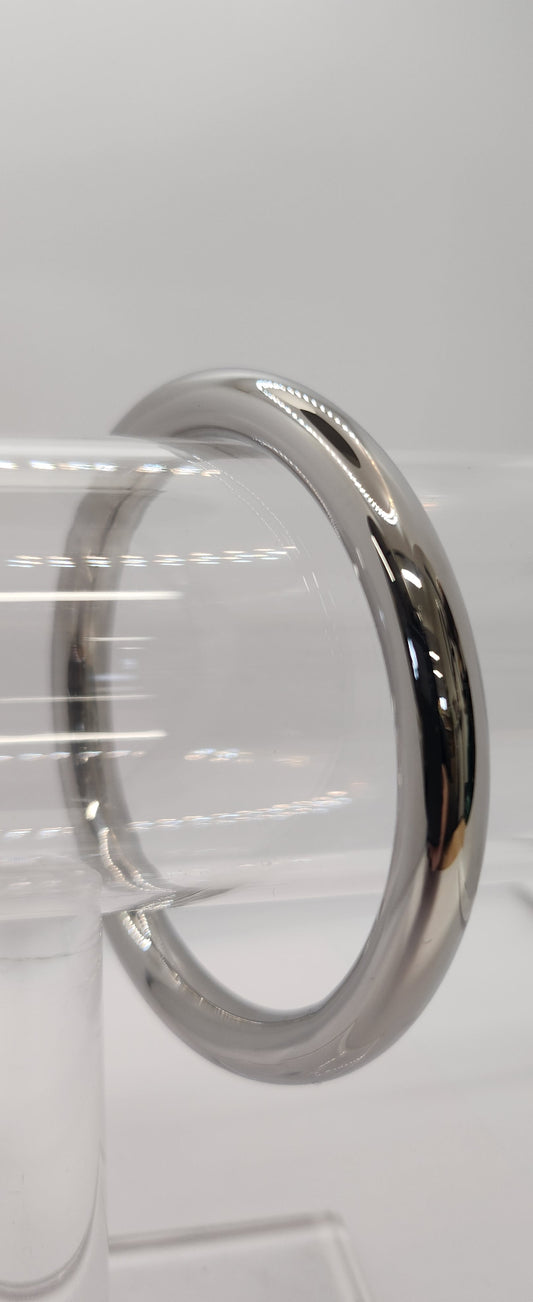 Waterproof & tarnish proof bangle