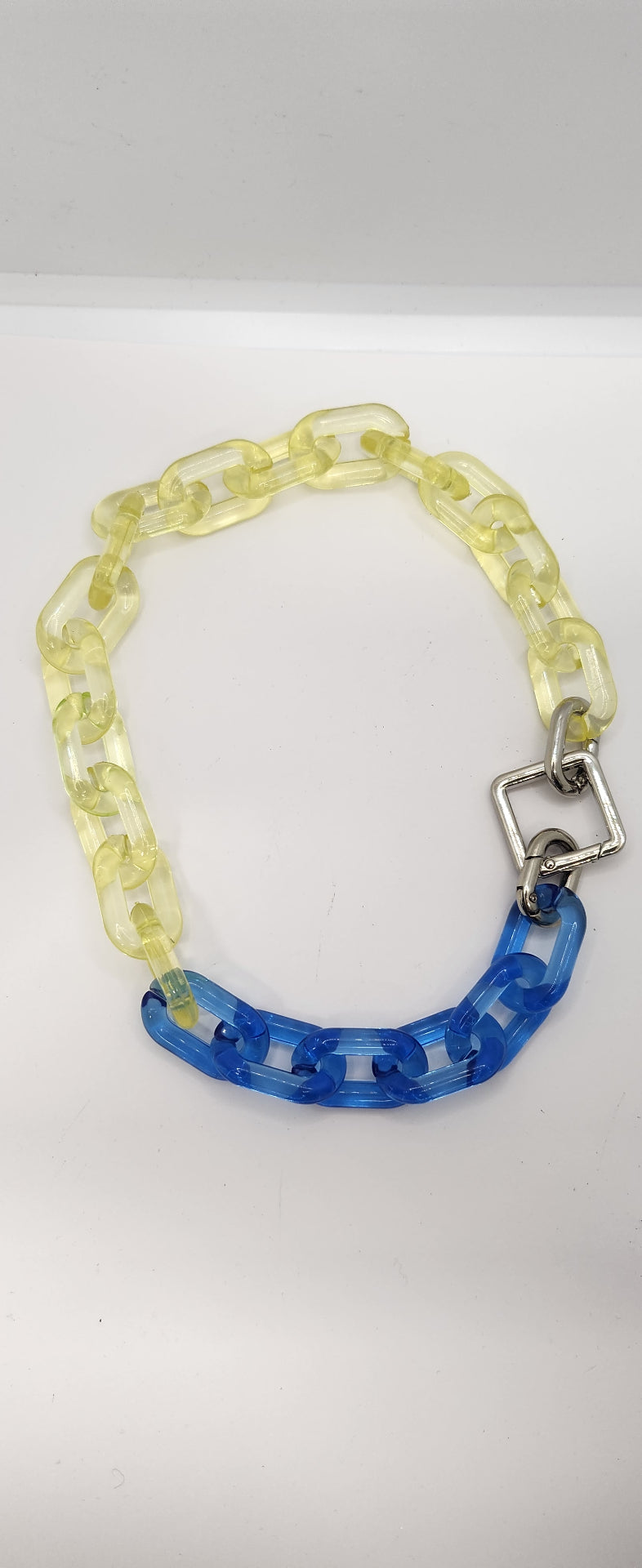 Acrylic jelly link necklace