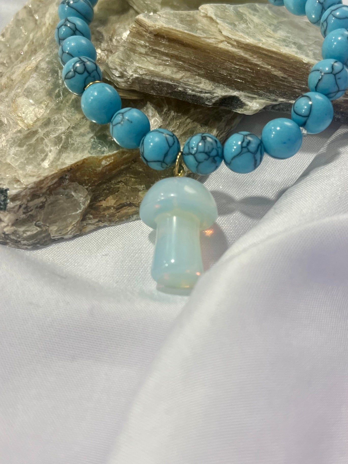 Turquoise Howlite Mushroom Bracelet – Calm, Clarity & Protection