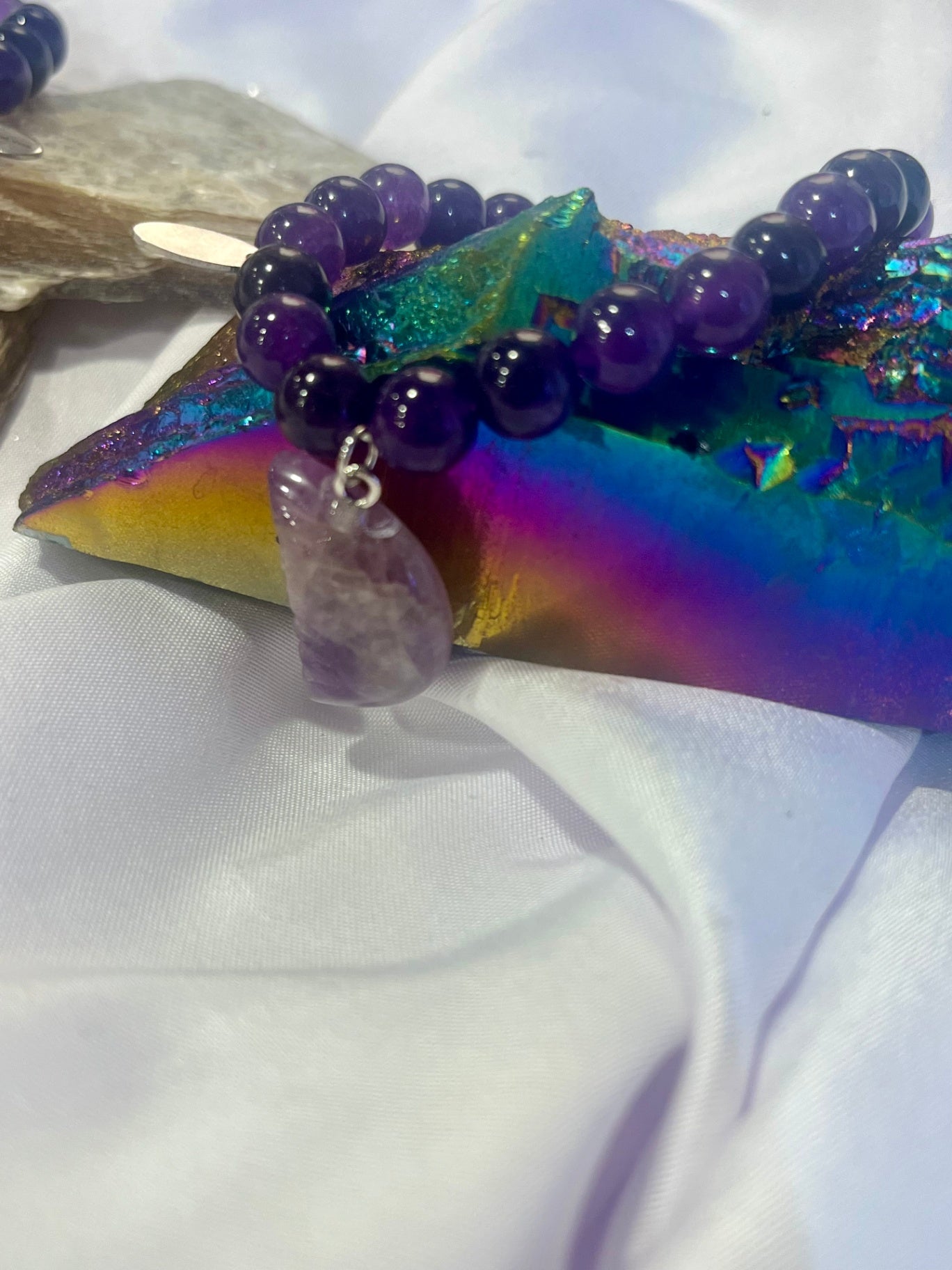 Amethyst Moon Bracelet – Protection, Intuition & Calm Energy