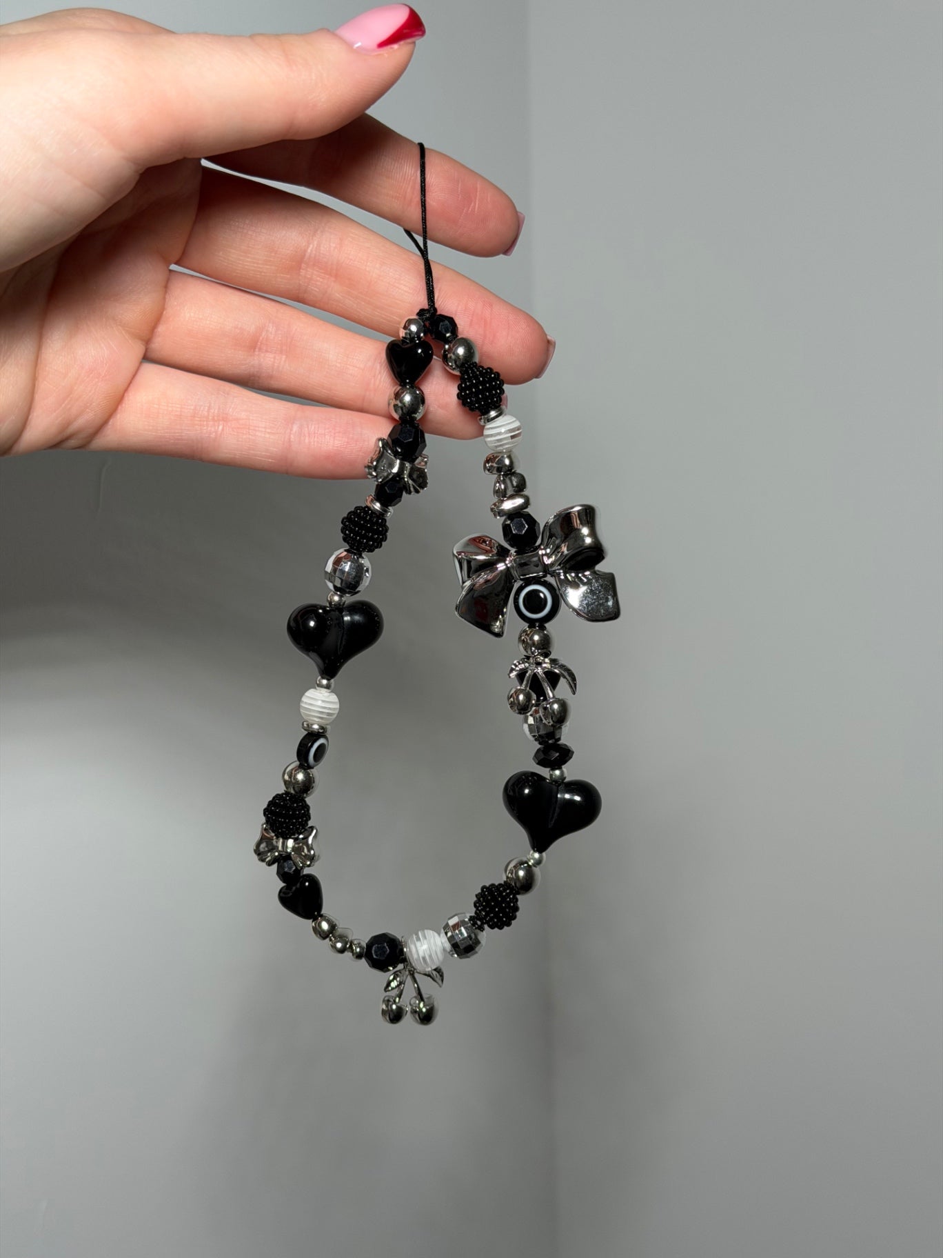 Bow SZN phone charm - silver