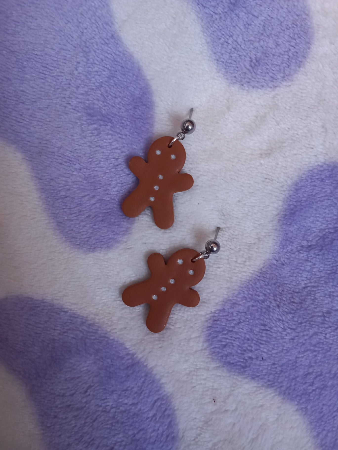 Polymer clay gingerbread man dangle earrings