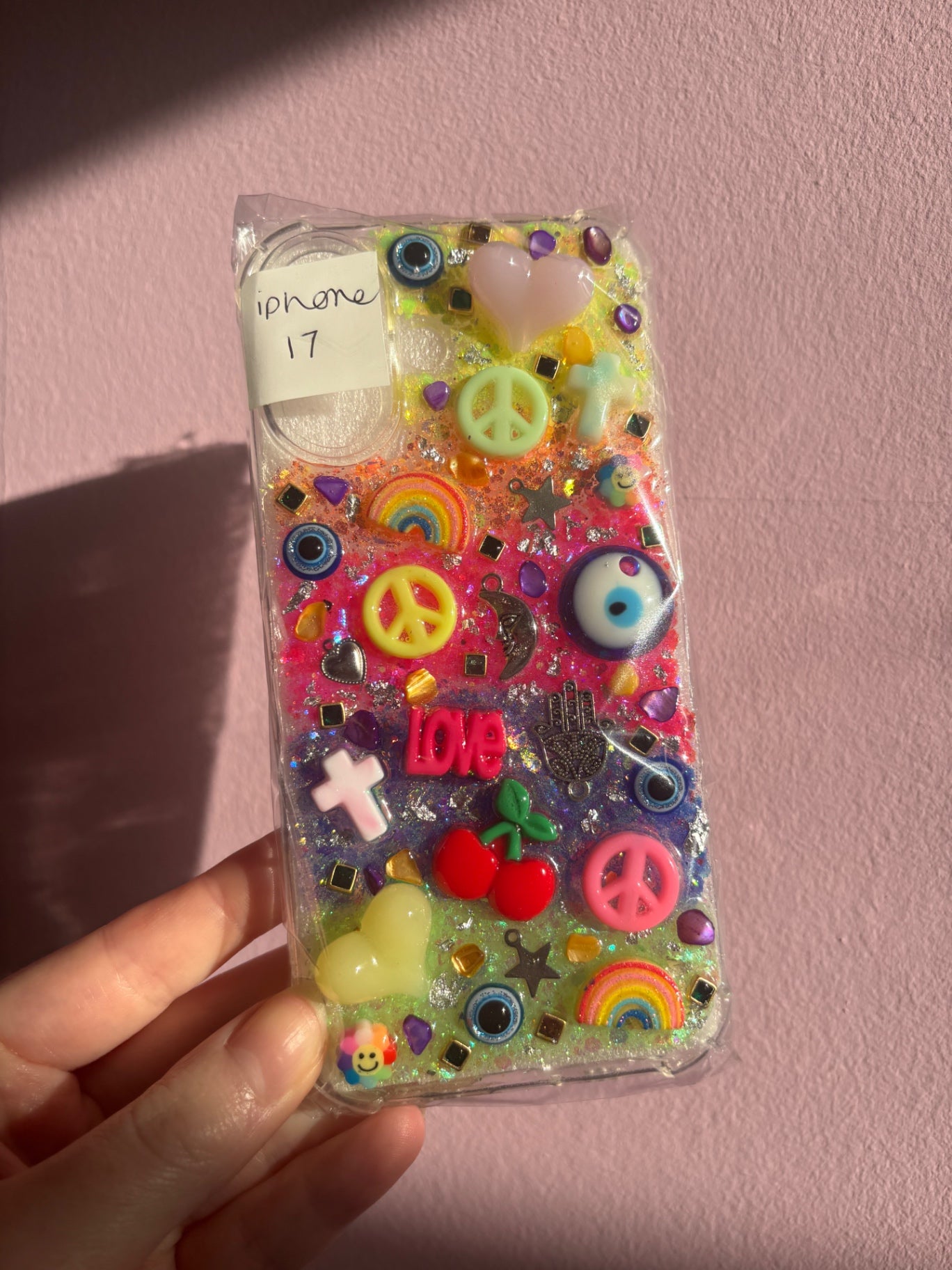 Funky phone case - IPhone 17🌈