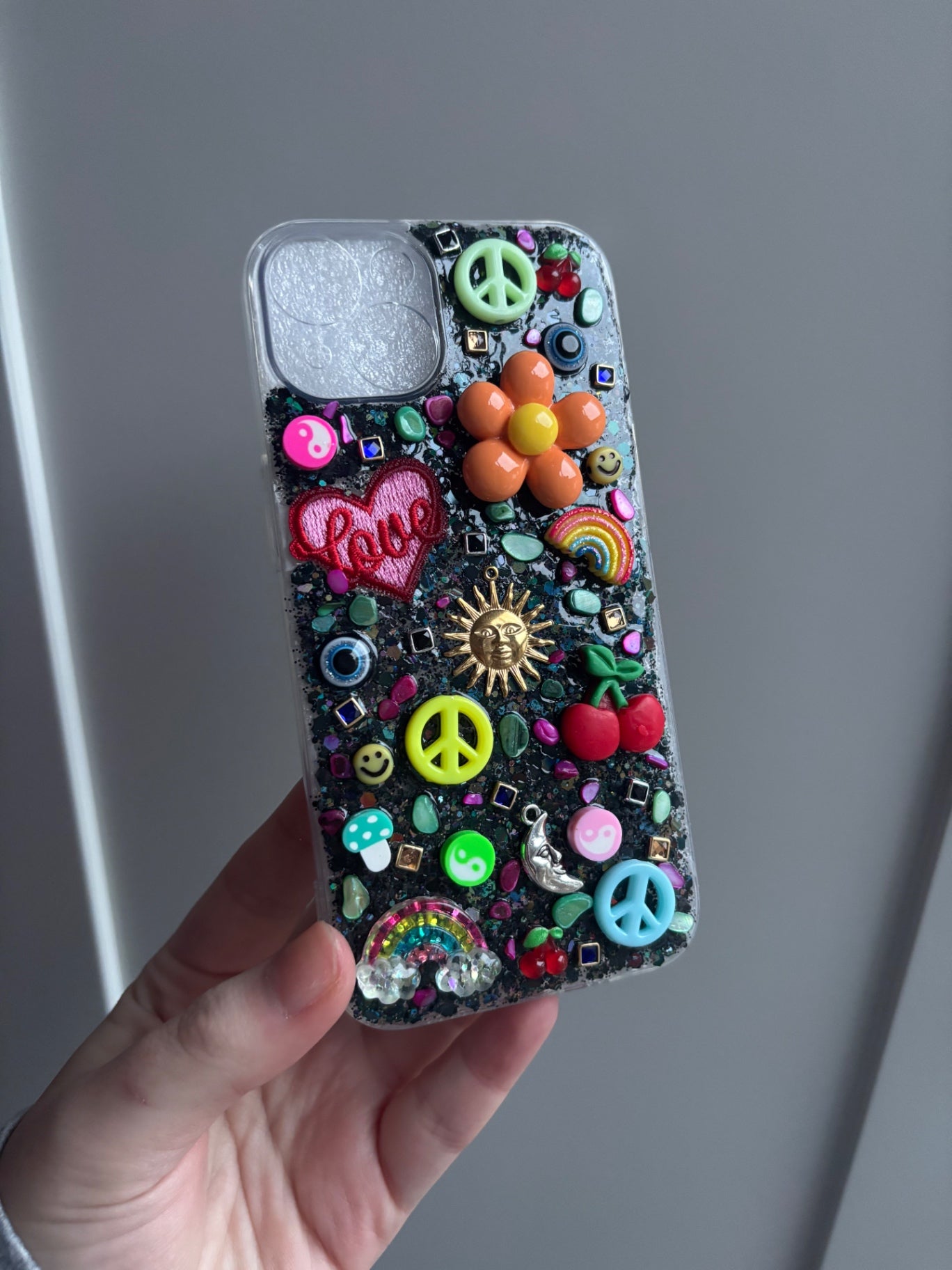Funky phone case - iPhone 14🌈