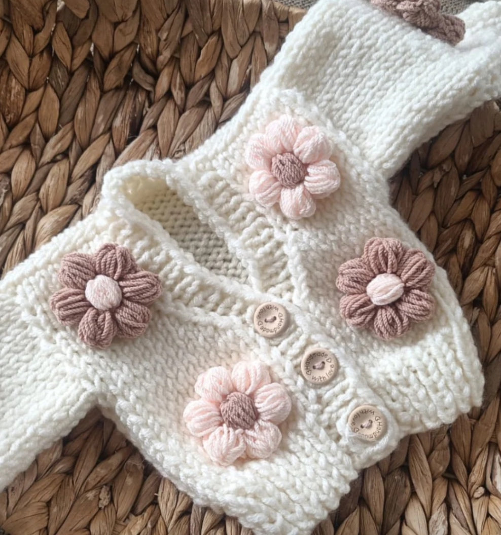 2-3yrs Handknitted Cream With Daisies