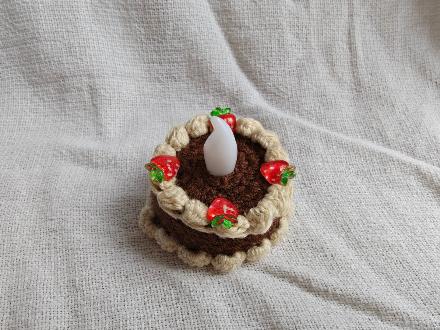 Tealight cake, black forest chocolate hazelnut cake