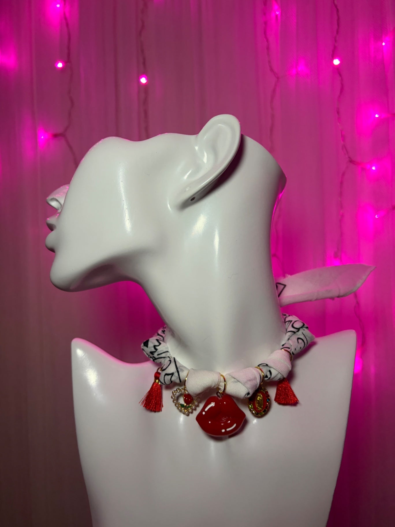 White bandana charm necklace