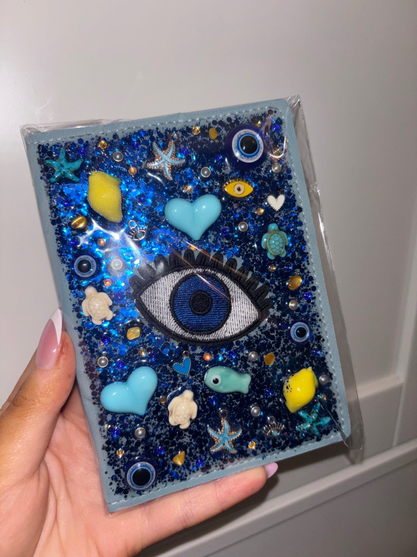 La dolce vita passport cover