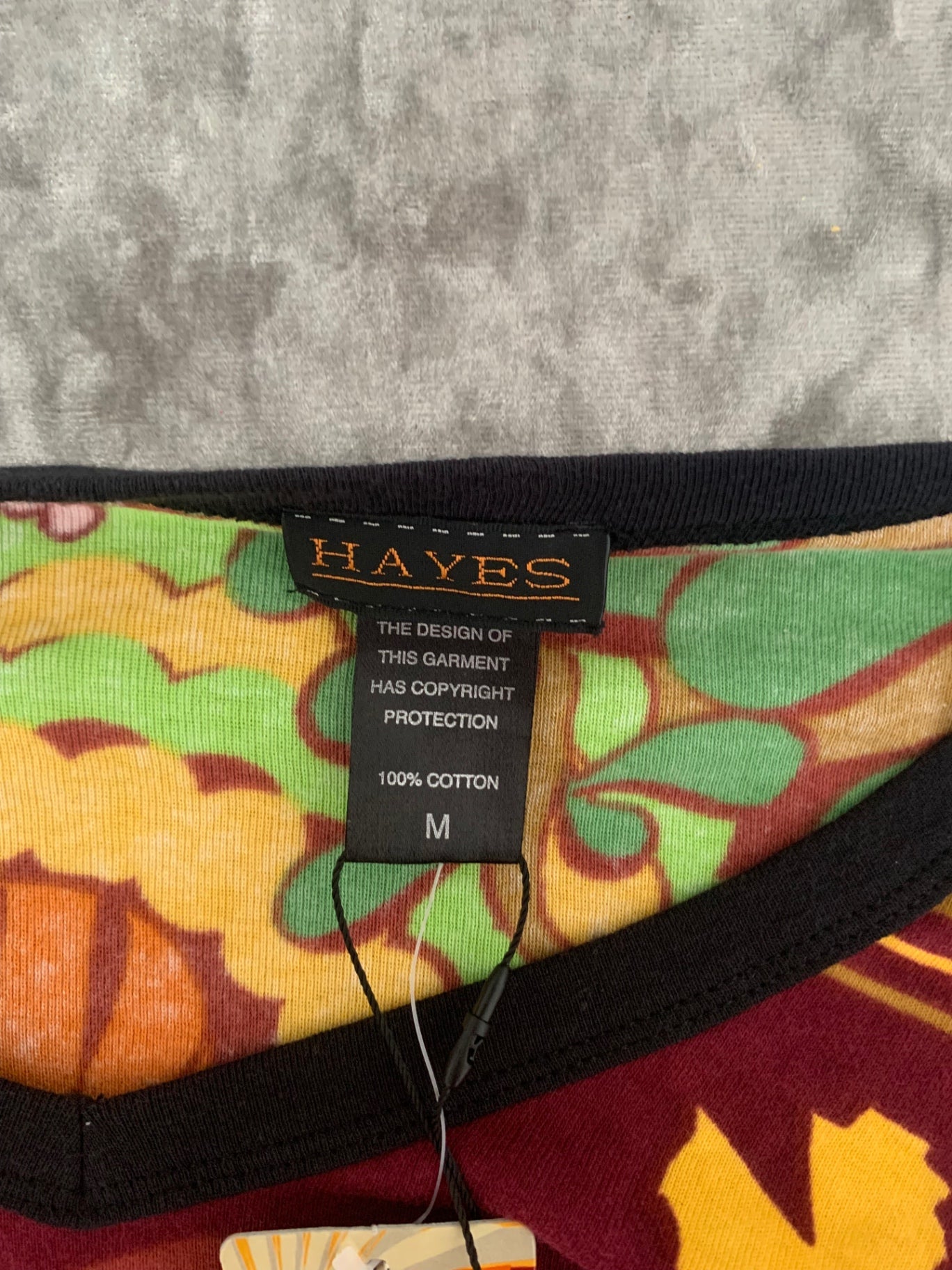 100% cotton vintage hayes graphic top