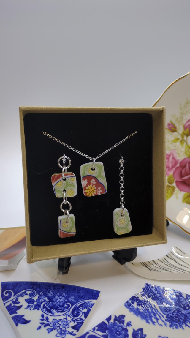 Asian Crockery Jewellery Set | Made from Vintage Plates