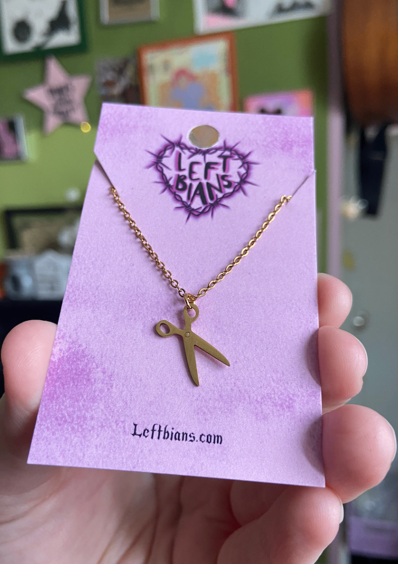 Gold scissor necklace in stainless steel